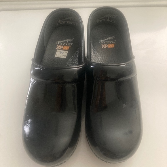Danko XP 20 black patent size  37 NEW - Picture 1 of 8
